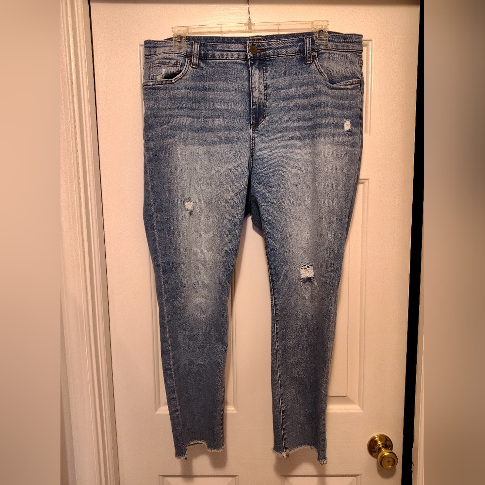 Kut from the Kloth Distressed Blue Jeans